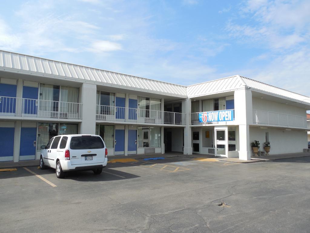 Motel 6-Oklahoma City, Ok - Bricktown Ngoại thất bức ảnh